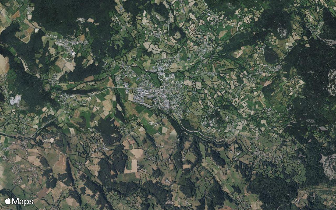Saint-Julien-Chapteuil, Haute-Loire, seen from above